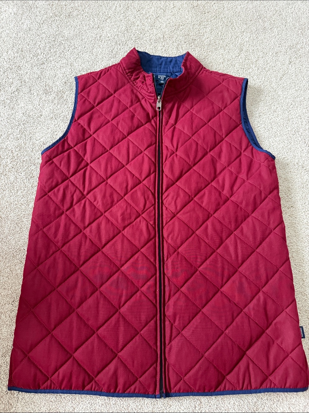 crown & ivy Quilted Sleeveless Vest in Deep Red with Navy Trim